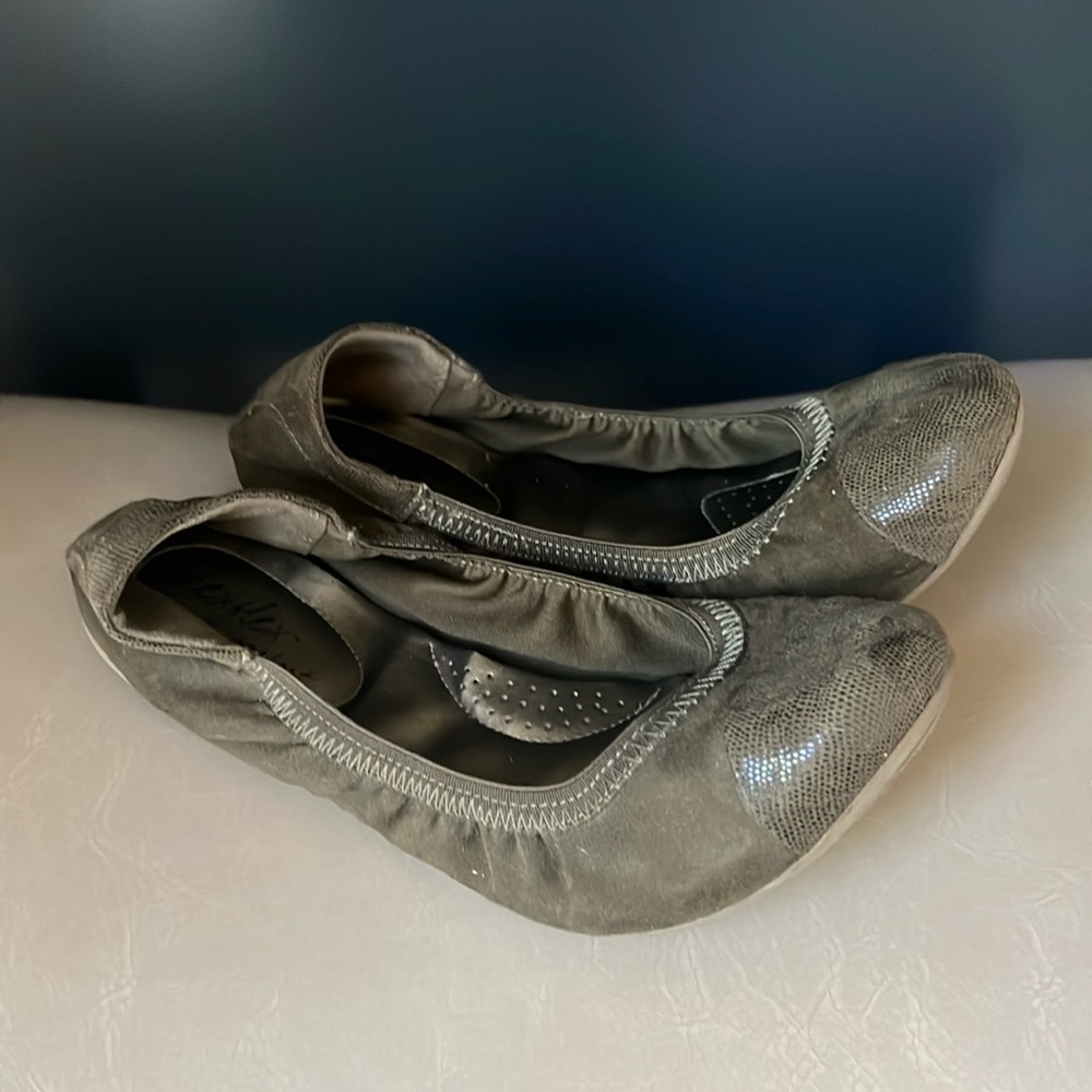 Dexflex Comfort Flats